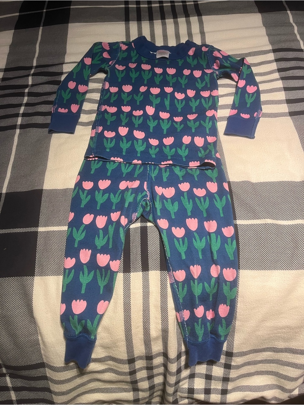 Hanna Andersson girls pajamas size 135 (2T) EUC long sleeve long johns